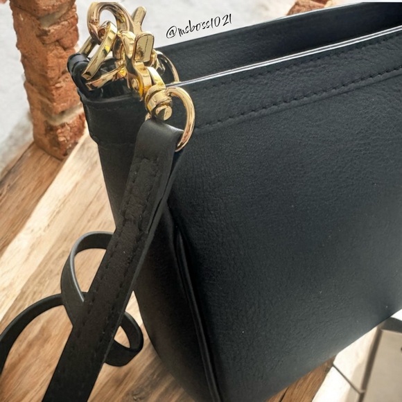 Valentino by Mario Valentino Celia Embossed Leather Shoulder Bag - Picture 5 of 6